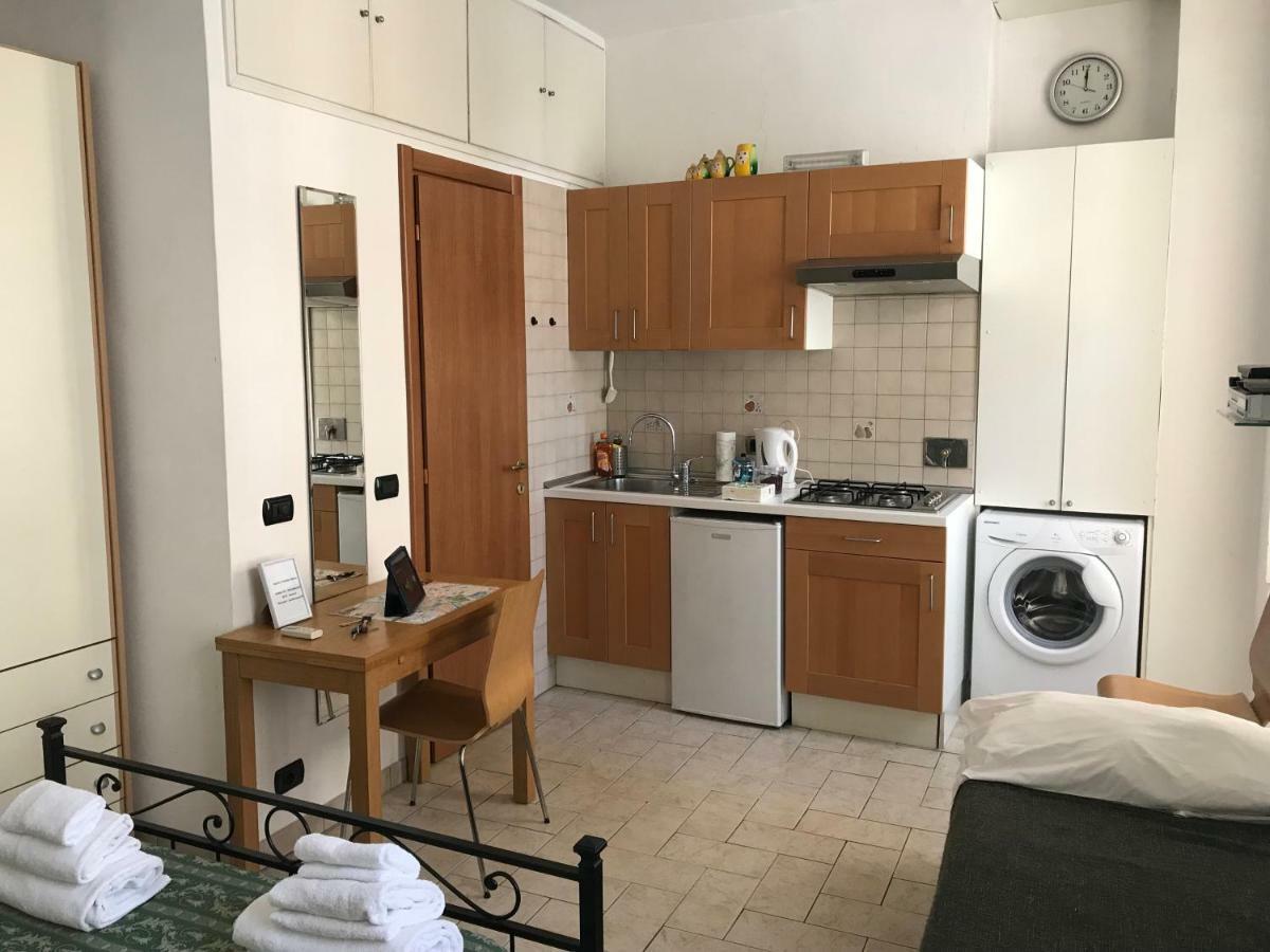 Casa Vacanze Little Queen Rzym Zewnętrze zdjęcie